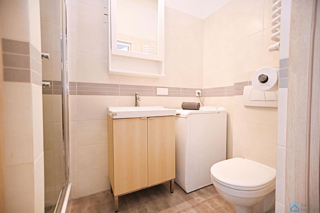 Beige And Red 3City Studio In Sopot With Outdoor Parking By Noclegi Renters Extérieur photo
