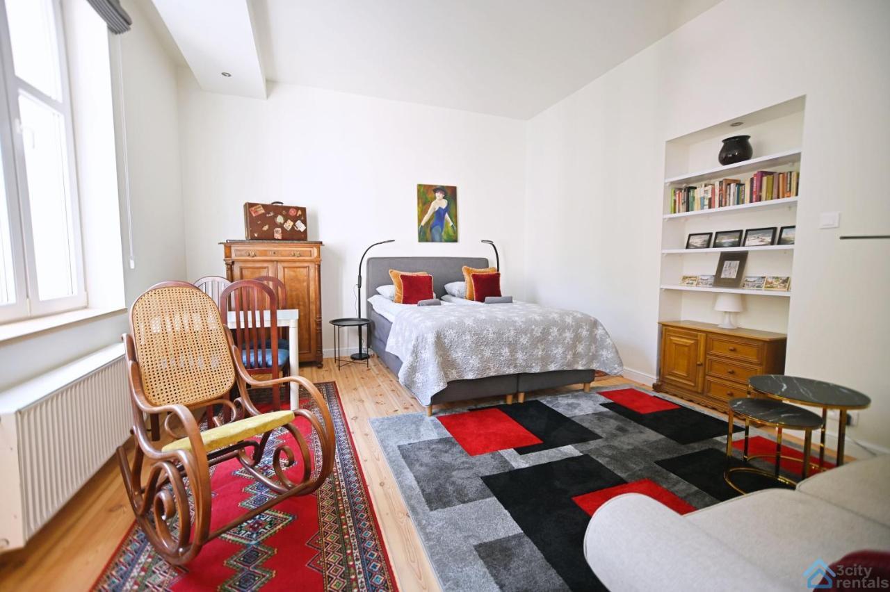 Beige And Red 3City Studio In Sopot With Outdoor Parking By Noclegi Renters Extérieur photo